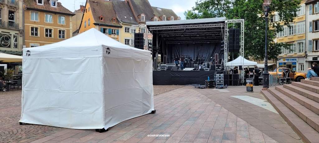 [Location] Mur plein blanc pour tonnelle