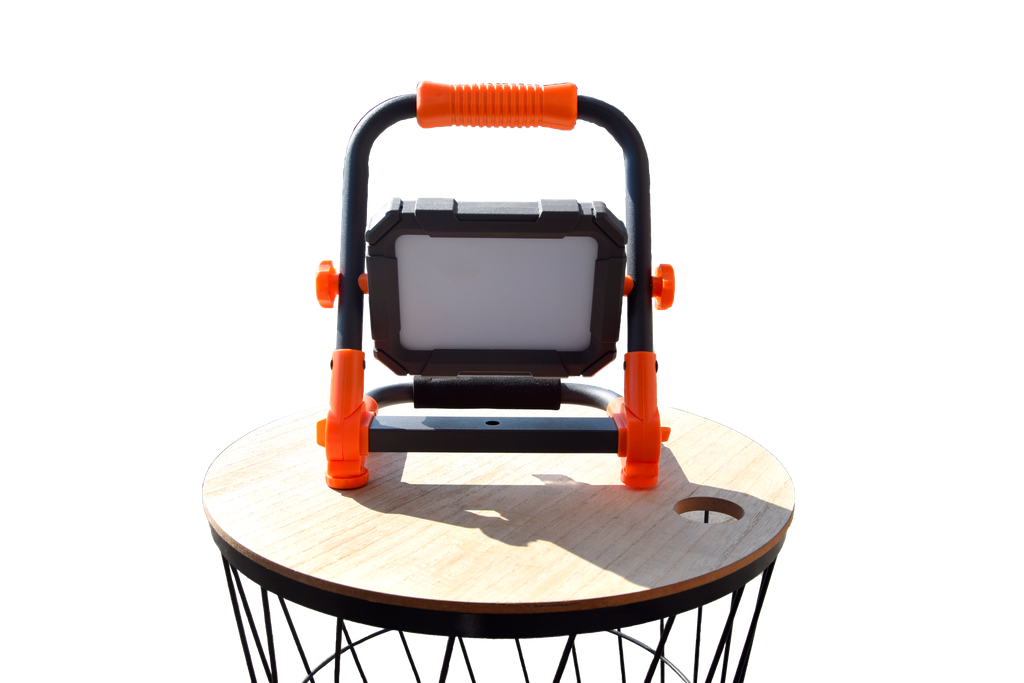 [Location] Projecteur rechargeable 20 Watts